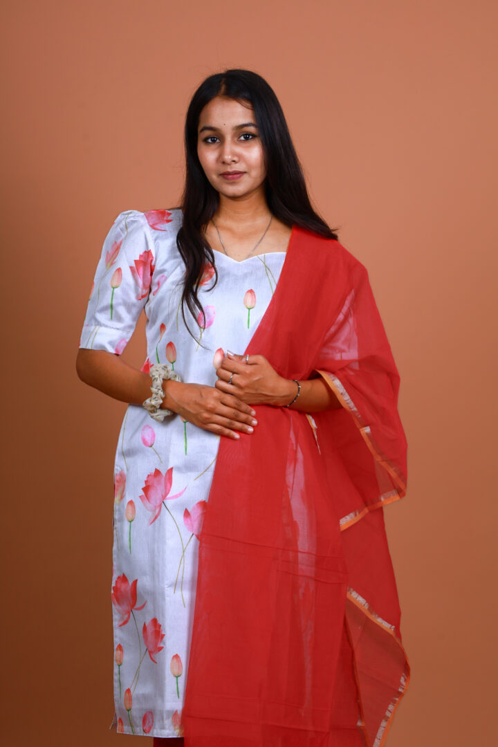 The Floral Banarasi - Image 6